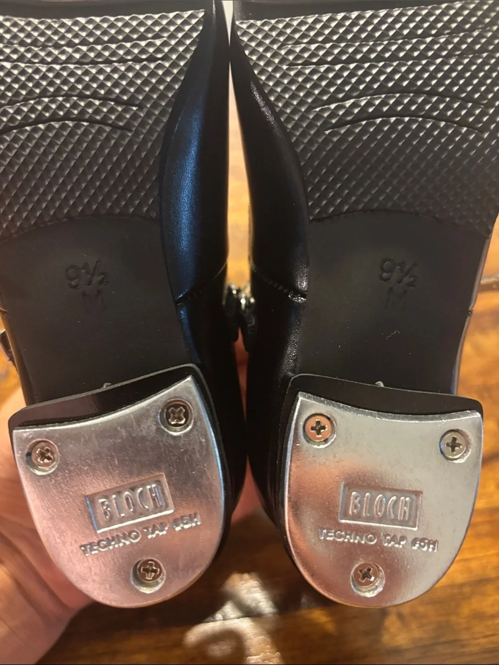 Bloch Girls Black Patent Mary Jane with Bow Strap